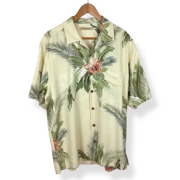 Tommy Bahama Tropical Floral Silk Aloha Shirt size Large - Picture 1 of 4